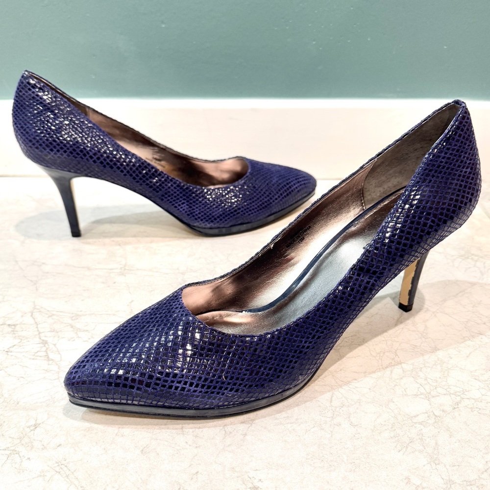 J. RENEE dark blue heels SABINE platform PUMPS snakeskin electric purple 13 navy